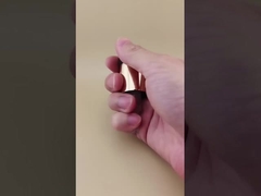 پمپ لوسیون مشکی و طلایی K702-1 برای بطری های لوازم آرایشی