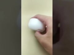 کلاه سفید پلاستیکی برای بطری های شامپو