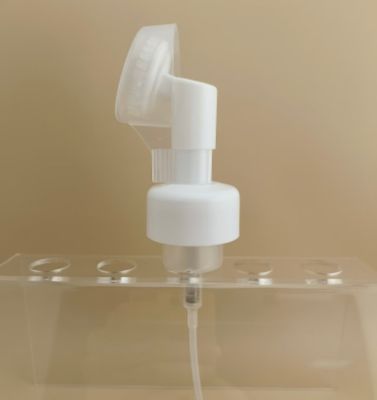 طراحی ظریف پمپ فوم بزرگ پلاستیکی سفید با برس برای بطری های شستشوی بدن