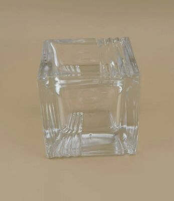 بطری شیشه ای شفاف و صاف با کف ضخیم مربعی برای عطر خودرو