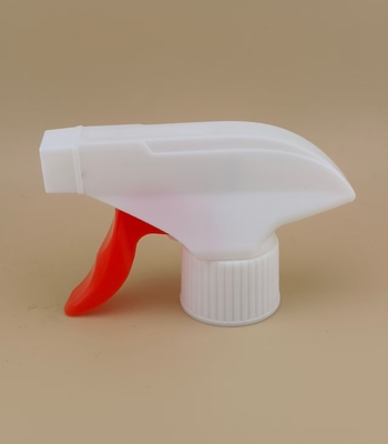 اسپری پمپ ماشه ای پلاستیکی PP سفید با دکمه قرمز K101-8 برای صنایع شیمیایی