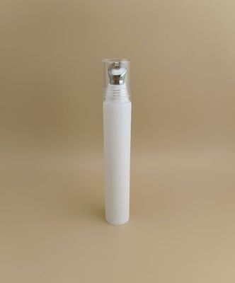 طراحی ظریف لوله انعطاف پذیر پلاستیکی سفید برای مراقبت از پوست